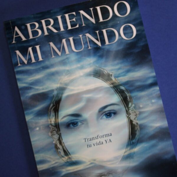 <strong>ABRIENDO MI MUNDO</strong> EMILIO CRUZ